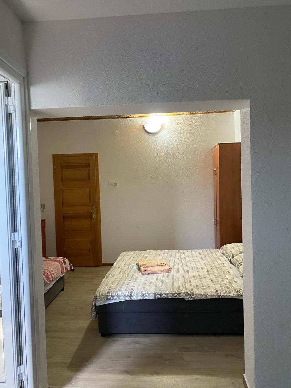 Draga'S Rooms Virpazar Phòng bức ảnh